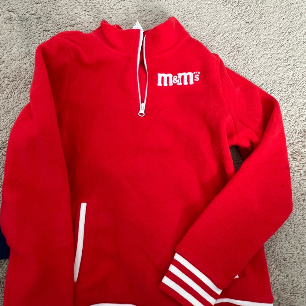 m& m